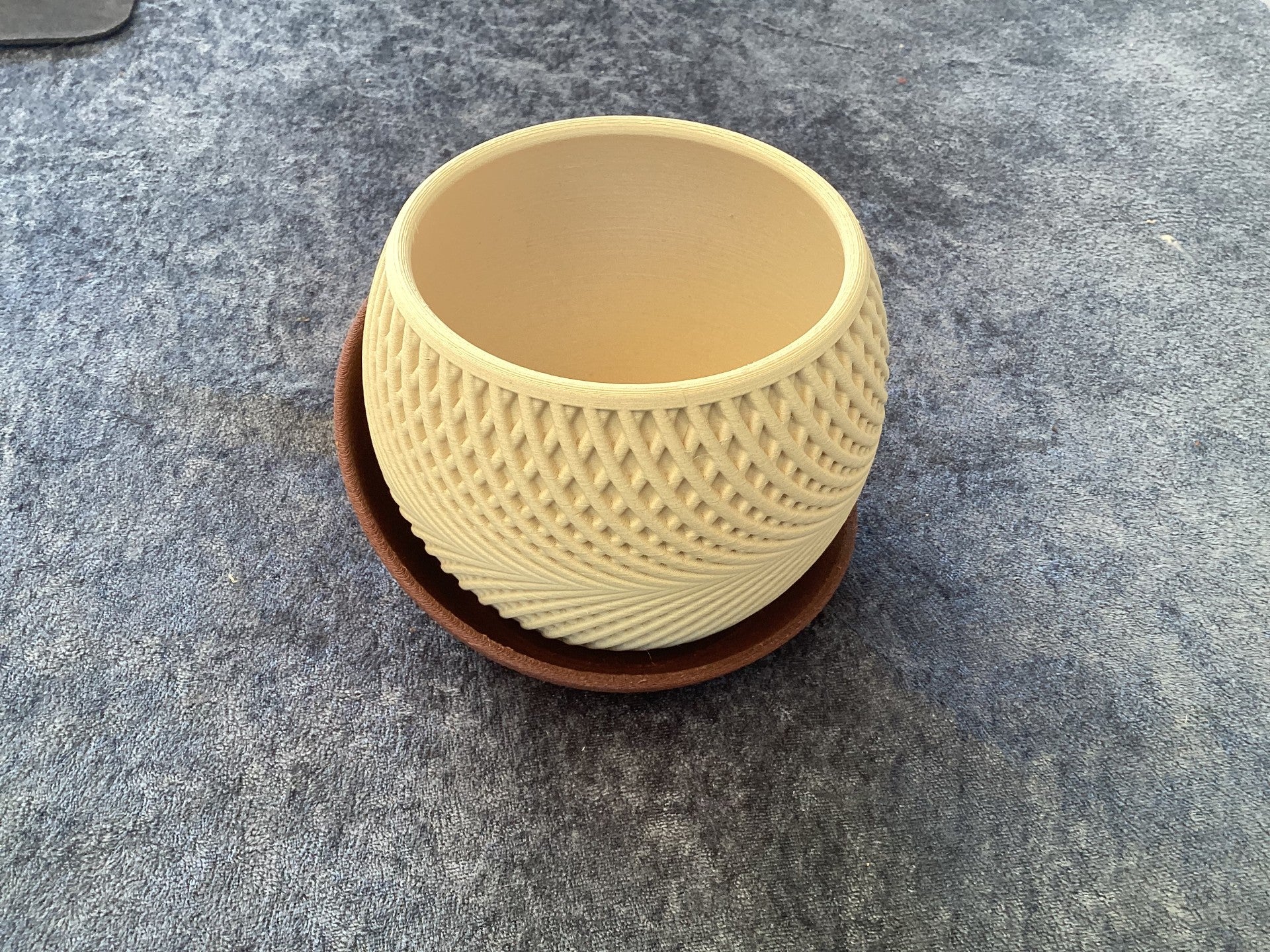 NEST vase